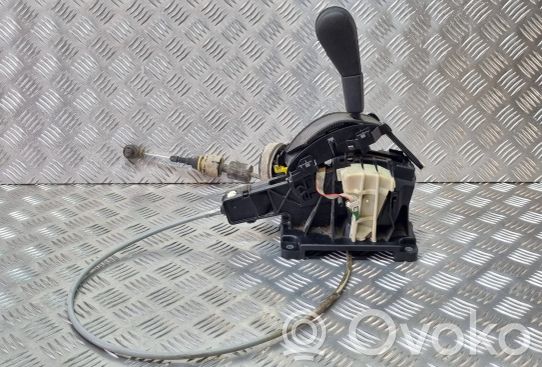 Opel Vectra C Vaihteenvalitsimen verhoilu 