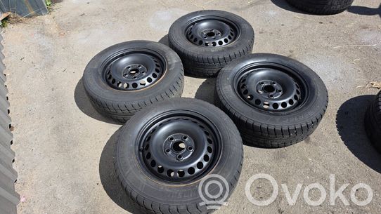 Jante en acier R16   7H0601027D