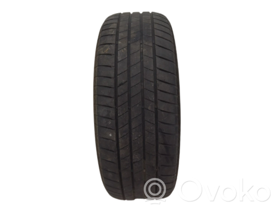Volkswagen PASSAT B8 R 19 vasaras riepa (-as) 