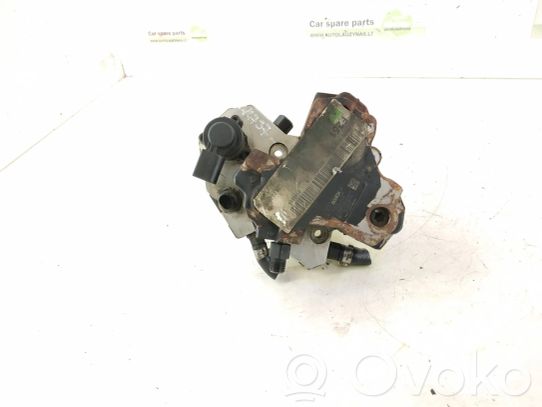 Mercedes-Benz R W251 Polttoaineen ruiskutuksen suurpainepumppu 