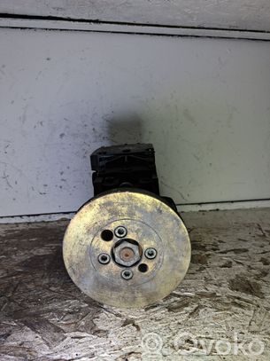 Audi A6 S6 C5 4B Pompe d'injection de carburant à haute pression 