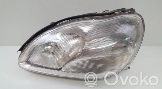 Mercedes-Benz S W220 Priekinis žibintas 