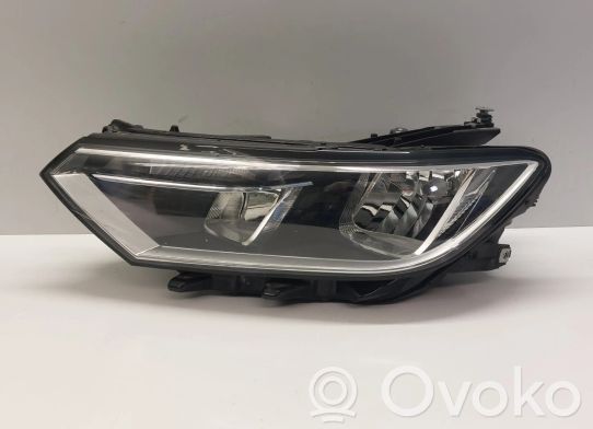 Volkswagen PASSAT B8 Faro delantero/faro principal 