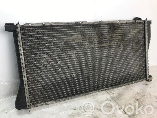 BMW 5 E39 Jäähdyttimen lauhdutin 