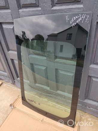 Fenêtre latérale avant / vitre triangulaire Renault Trafic II (X83)  d'occasion en ligne à bas prix | OVOKO