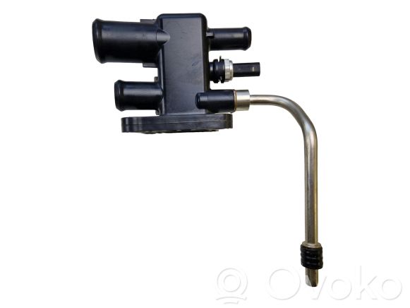 K2GE8K556 Ford Edge II Engine coolant pipe/hose, 15.00 € | RRR 