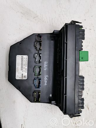 Мерседес W204 Предохранители