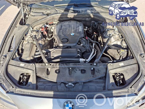 Vérin de capot BMW E28 | prix dans AUTODOC
