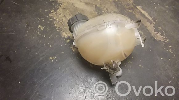 Vase d'expansion / réservoir de liquide de refroidissement Opel Corsa F  d'occasion