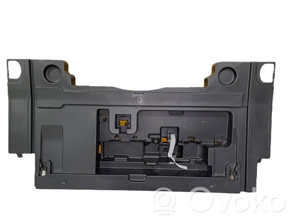 8W8863373 Audi A5 Centre console side trim rear, 20.00 € | RRR
