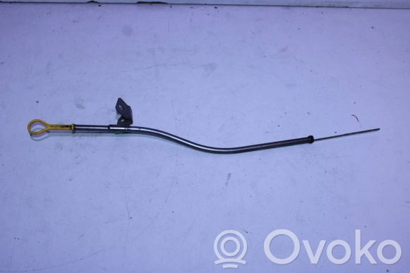 Sostituzione Asta Livello Olio MAZDA 3: come cambiare