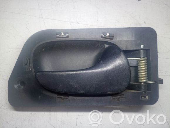 Barre de Garniture de Porte Droit Avant Laguna 3 808208495R Renault - pièce d'origne