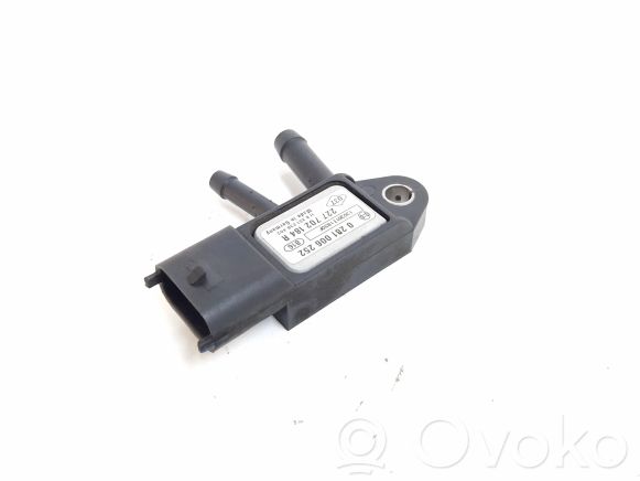 Capteur de pression des gaz d'échappement Nissan Qashqai d'occasion | OVOKO
