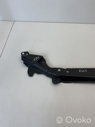 BMW 5 E60 E61 Staffa del pannello di supporto del radiatore parte superiore 51647163462