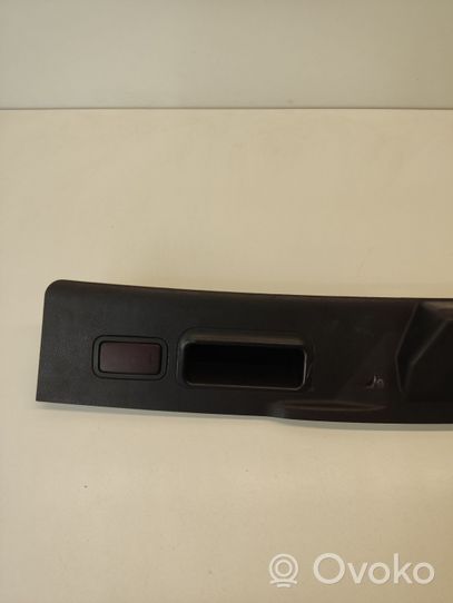 Mercedes-Benz R W251 Rivestimento di protezione sottoporta del bagagliaio/baule A2517470087