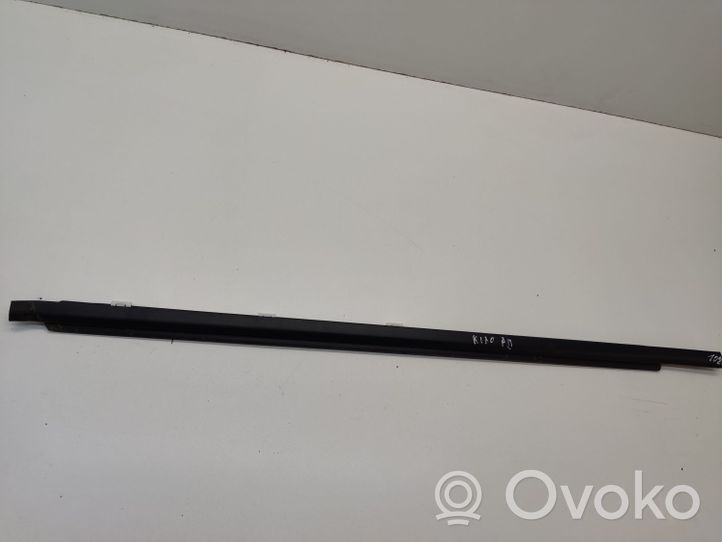 KIA Optima Rivestimento della portiera anteriore (modanatura) 