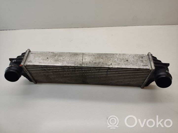 BMW 5 F10 F11 Chłodnica powietrza doładowującego / Intercooler 96100