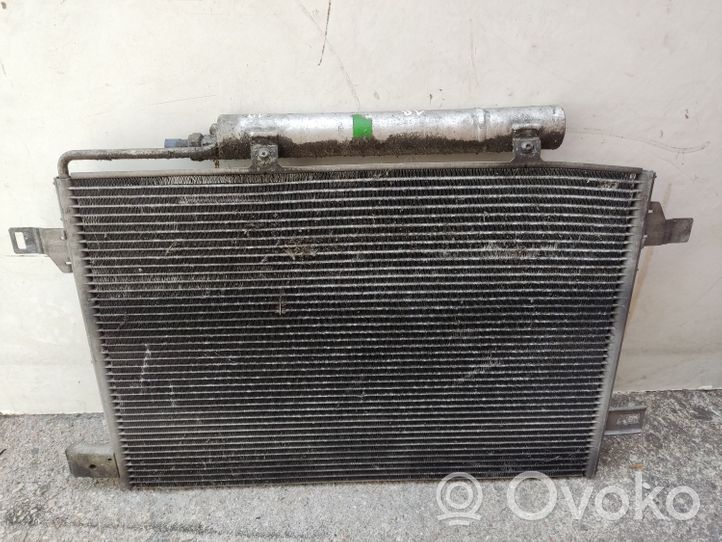 Mercedes-Benz A W169 Radiateur condenseur de climatisation A1695000354