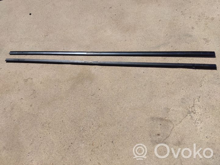 Land Rover Range Rover L322 Moulures, baguette de toit 