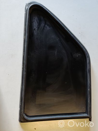 BMW 3 E30 Rear side window/glass 43R000981