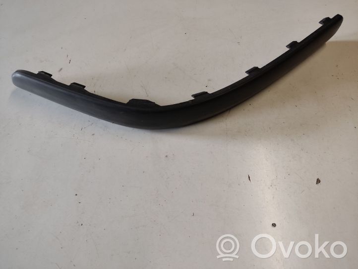 Volkswagen Golf IV Modanatura della barra di rivestimento del paraurti anteriore 1J6807792