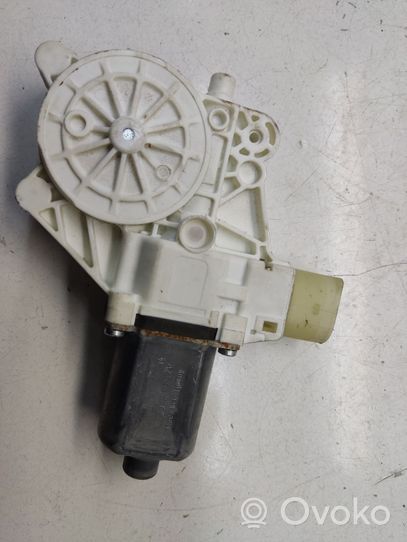 BMW 7 F01 F02 F03 F04 Fensterhebermotor Tür vorne 7046031