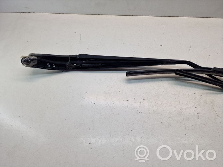 Chrysler Grand Voyager V Balai d'essuie-glace avant WS00000896