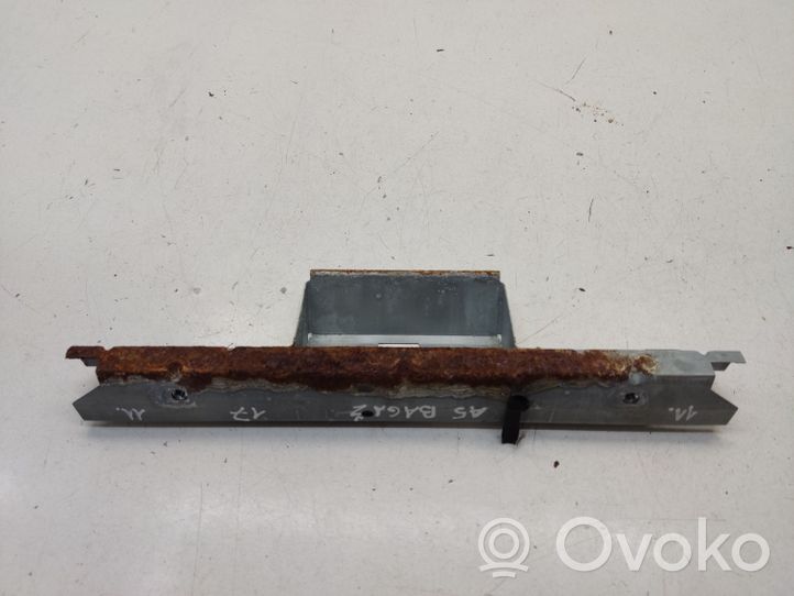 Audi A5 8T 8F Support extérieur, poignée de porte de hayon 8T0827569