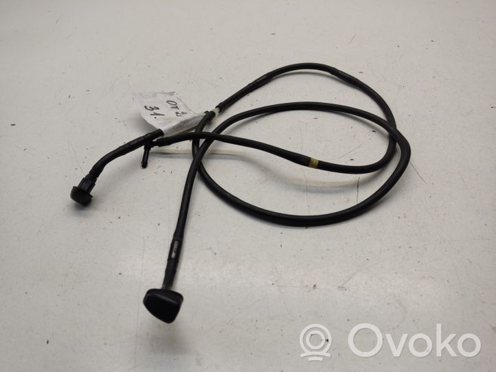 Mitsubishi Outlander Windshield washer fluid hose 