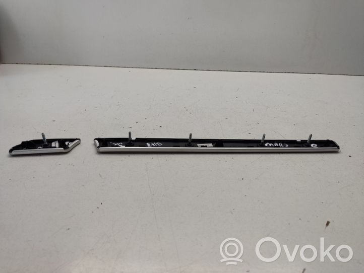 Mercedes-Benz R W251 Rivestimento del vano portaoggetti del cruscotto A2516800971