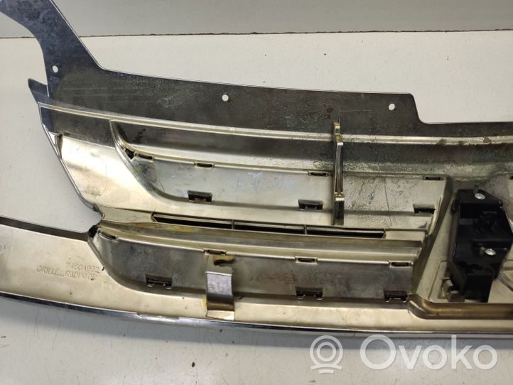 Mitsubishi Outlander Maskownica / Grill / Atrapa górna chłodnicy 7450A992