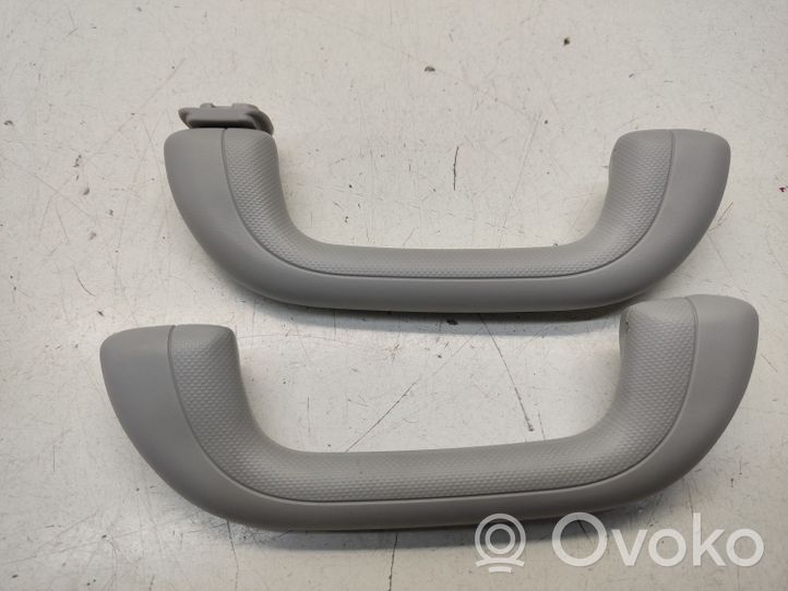 Hyundai ix35 Un set di maniglie per il soffitto 853422S000