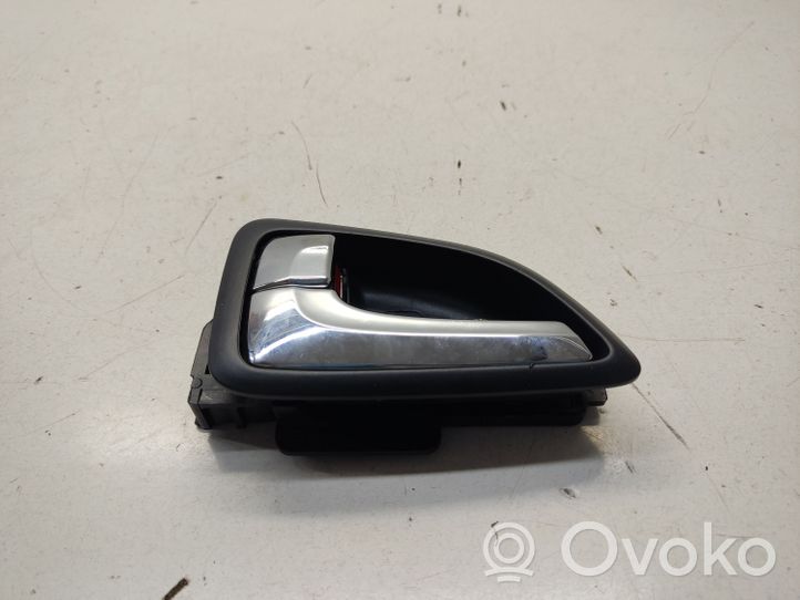 Hyundai ix35 Maniglia interna per portiera anteriore 826112S000