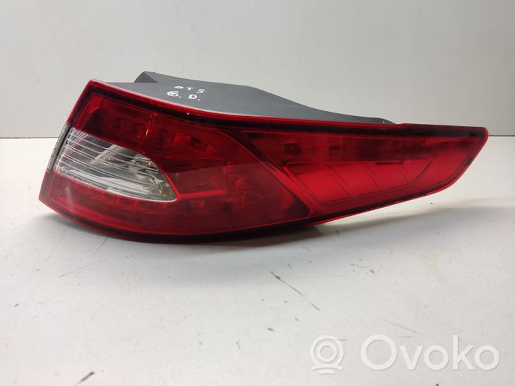 KIA Optima Luci posteriori 924022T0