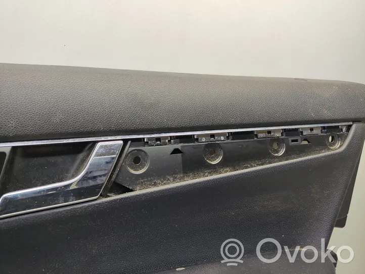 Mercedes-Benz C W204 Rivestimento del pannello della portiera anteriore A2045409533