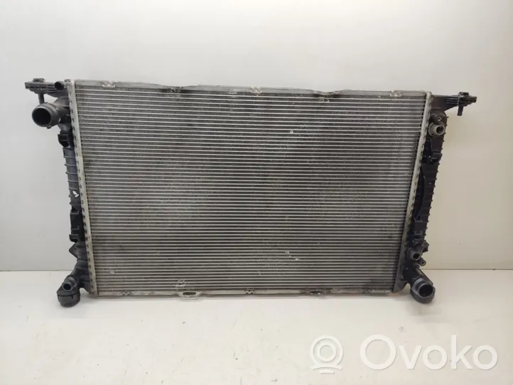 Audi A5 8T 8F Radiateur de refroidissement 8K0121251