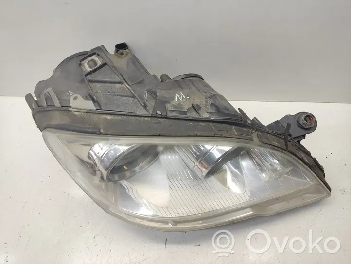 Mercedes-Benz ML W164 Lampa przednia 263348