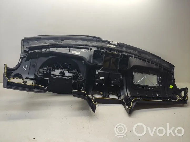 Mercedes-Benz ML W164 Panelė A1646801287