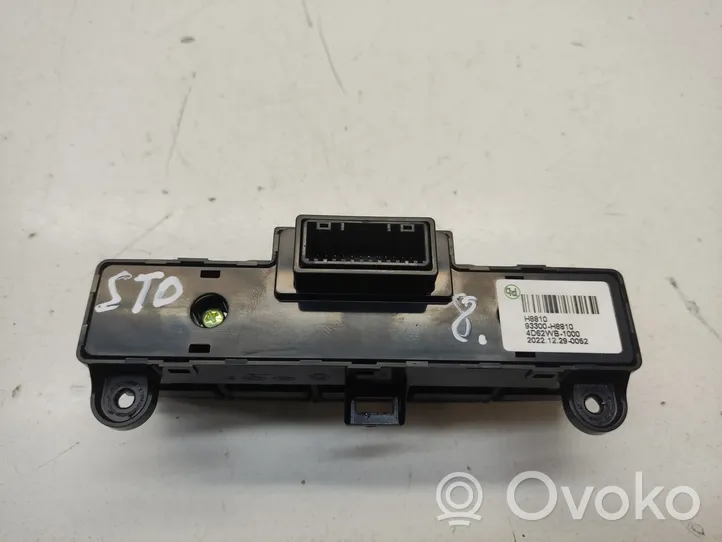 KIA Stonic Muut kytkimet/nupit/vaihtimet 93300H8810