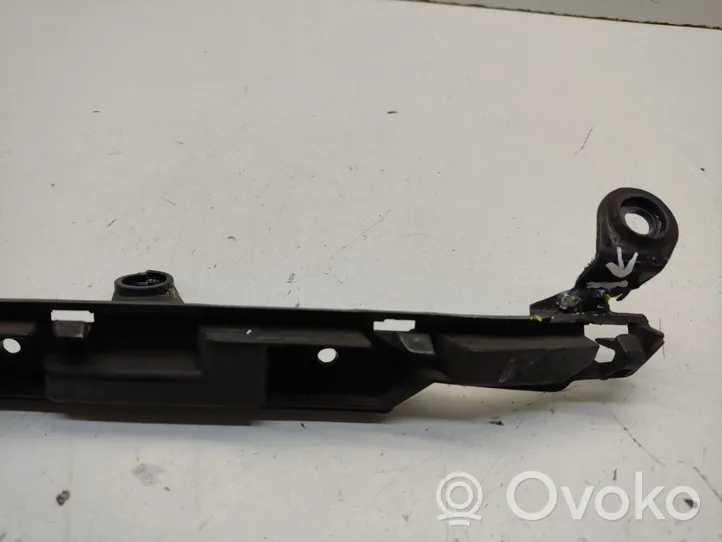 BMW 1 E81 E87 Support de pare-chocs arrière 7058518