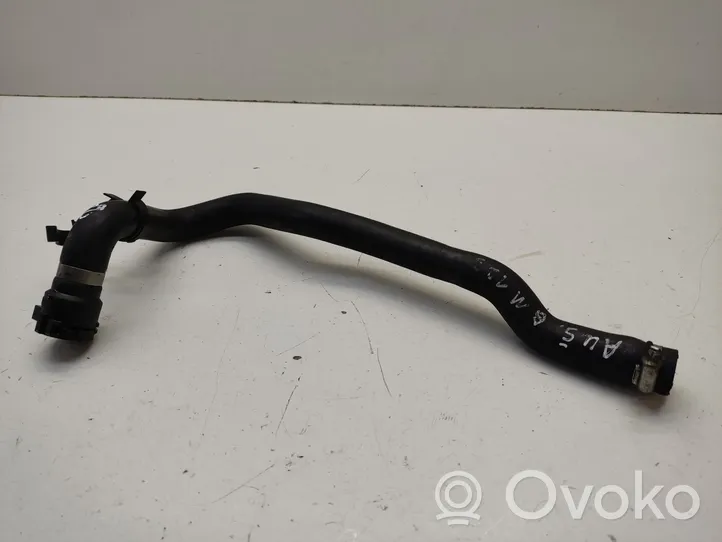 BMW 1 E81 E87 Tuyau de liquide de refroidissement moteur 9127402