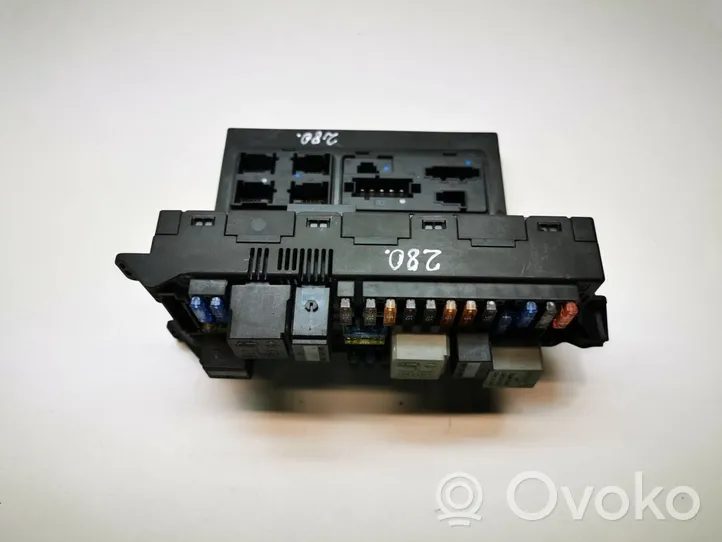 Mercedes-Benz CLS C219 Fuse module 2115457301