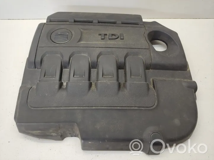 Seat Leon (5F) Крышка двигателя (отделка) 04L1039540