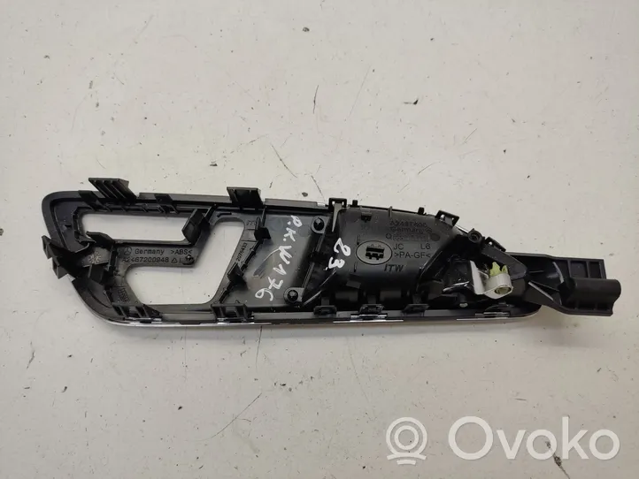 Mercedes-Benz A W176 Maniglia interna per portiera anteriore A2467200948