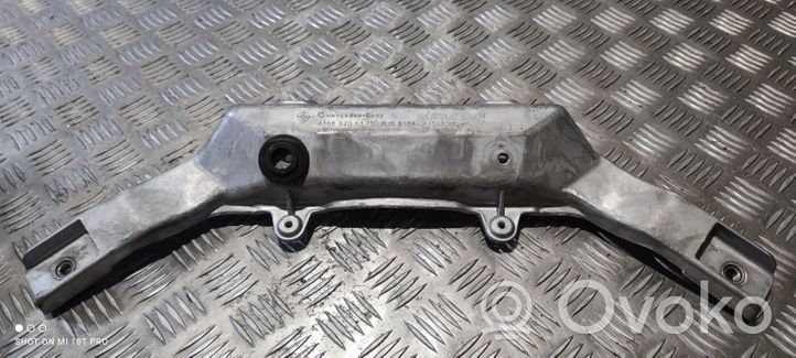 Mercedes-Benz GL X166 Staffa di montaggio del radiatore A1666200315