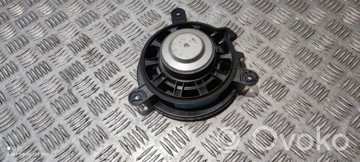 Volvo S60 Takaoven kaiutin 30657445