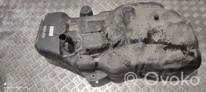 Mercedes-Benz GLE (W166 - C292) Serbatoio vaschetta liquido AdBlue A1664704401