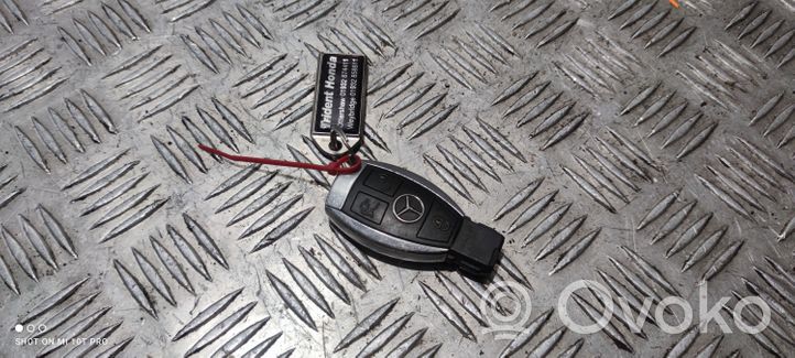 Mercedes-Benz CLS C218 X218 Užvedimo raktas (raktelis)/ kortelė 123