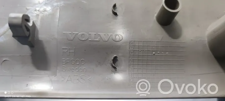 Volvo V70 Copertura del rivestimento del sottoporta posteriore BPGQC