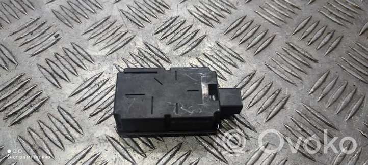 Volvo V70 Centralina/modulo chiusura centralizzata portiere 31252988